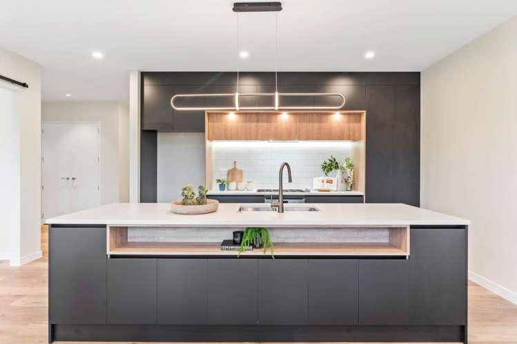 4 Wheki Place Swanson_24