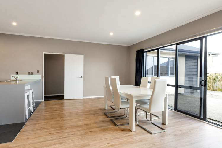 131C Rototuna Road Rototuna_4