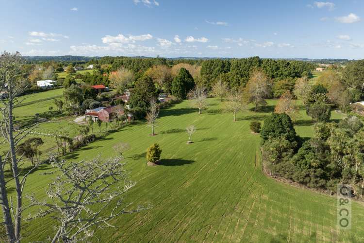 408 Taupaki Road Kumeu_13