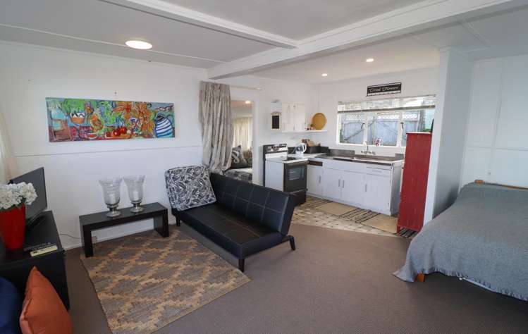 5 Eames Crescent Te Mata_15