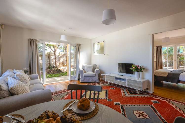 18 Tui Street_4