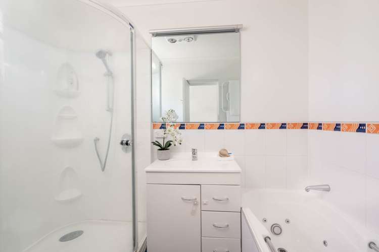 6 Liston Avenue Hilltop_19