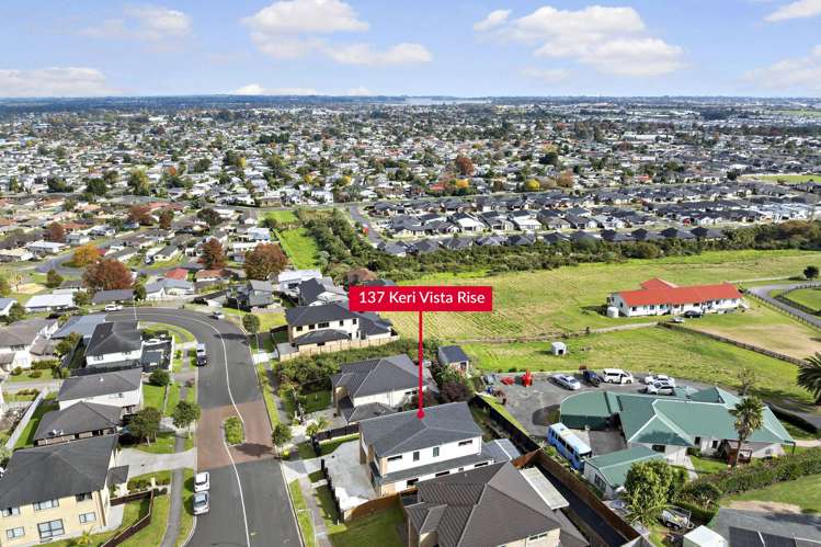 137 Keri Vista Rise Papakura_27