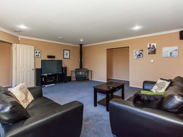 25 Meridian Grove Kelvin Grove_4