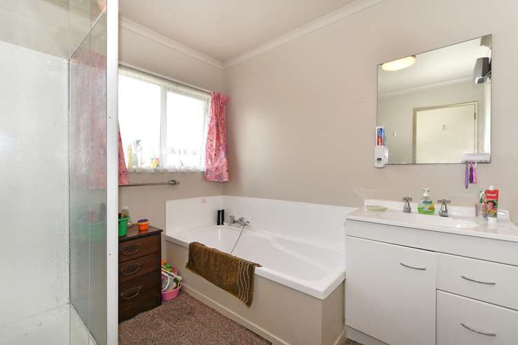 27 Lord Auckland Road Wakefield_14