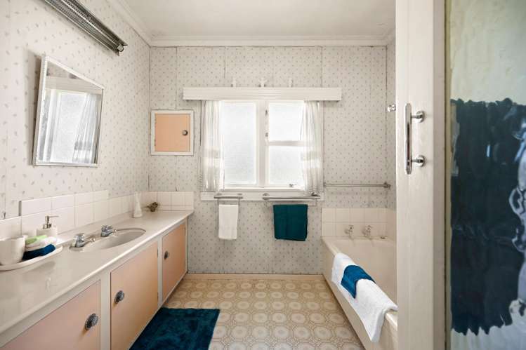 10 Johnsview Terrace Hillcrest_12