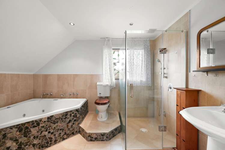 29 Perindale Drive Chartwell_23