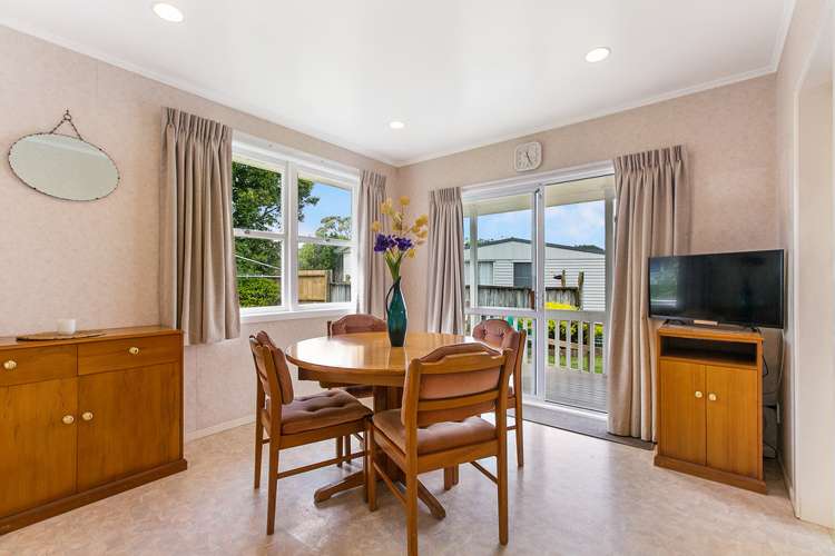 6 Sunray Avenue Titirangi_9