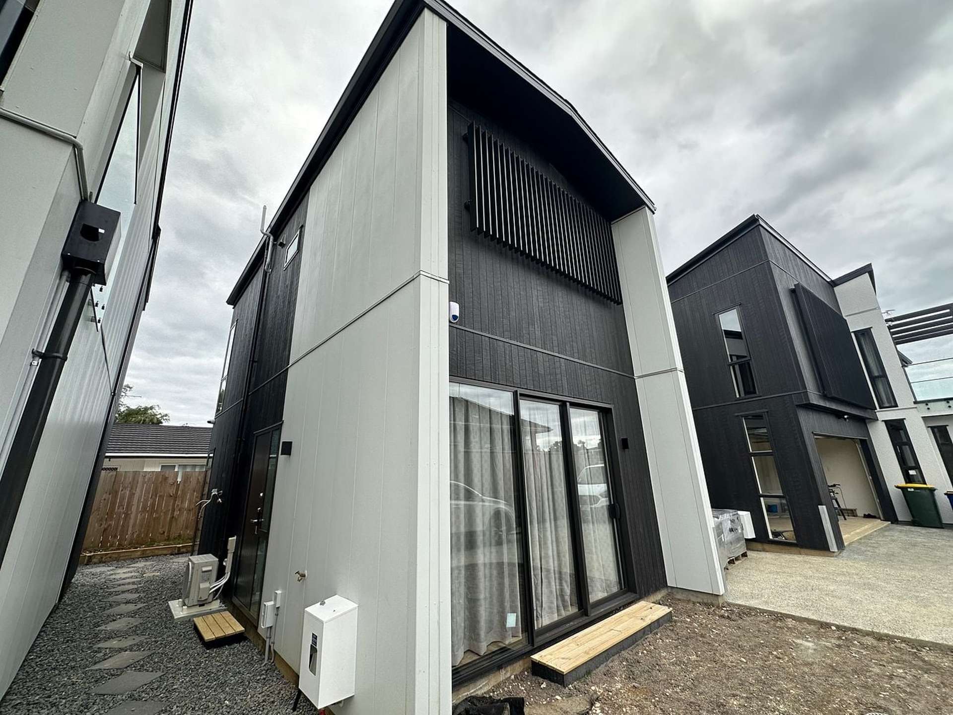 2/8 Sunnybrae Road Hillcrest_0