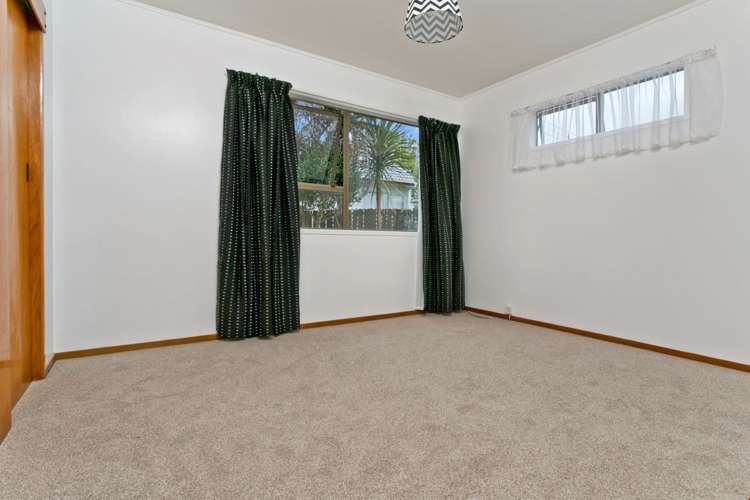 2/12 Cresta Avenue Beach Haven_8