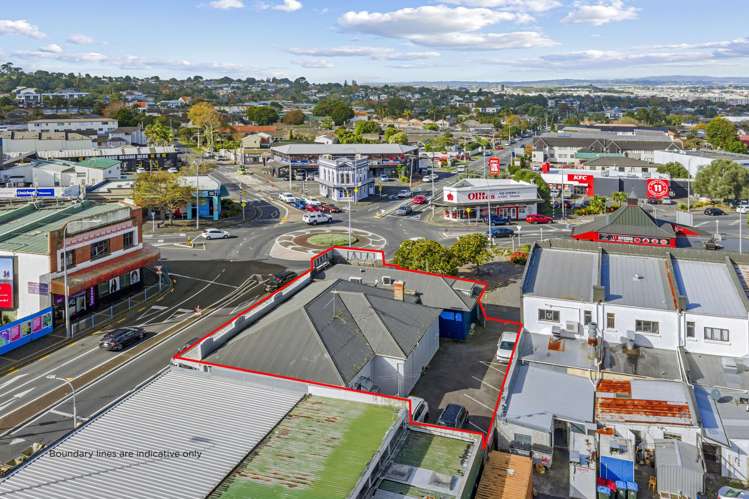 725 Mount Albert Road Royal Oak_6