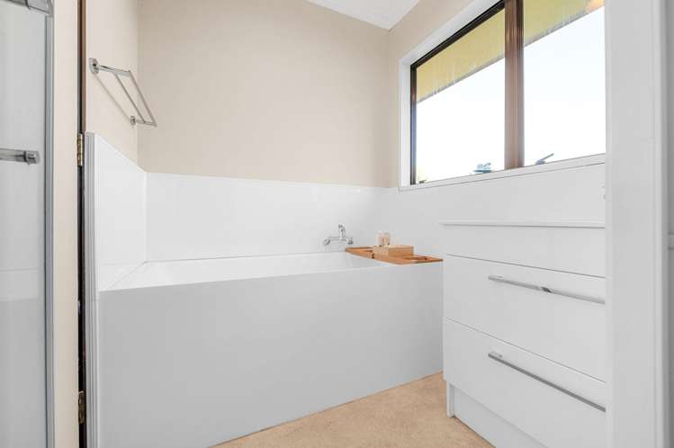 376 River Road Claudelands_26