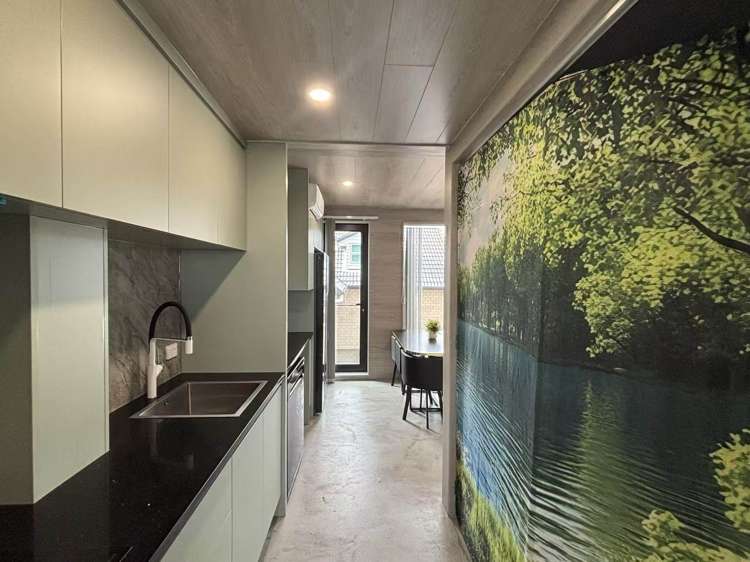92E Manukau Road_5