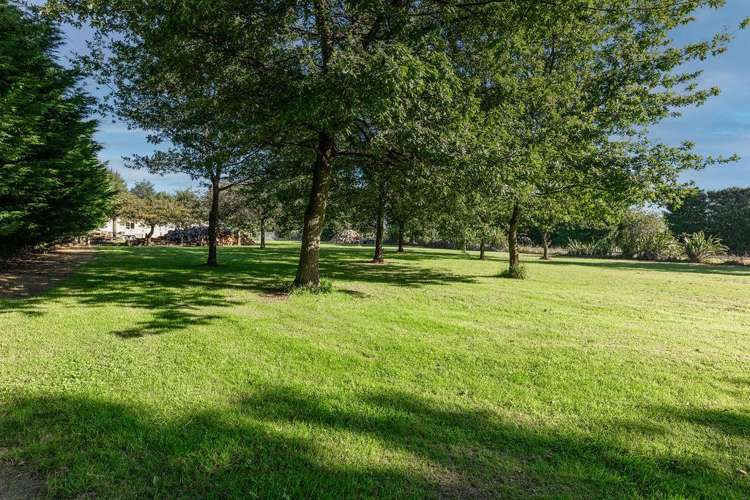 4 Pattons Road and 7 Ashburton Gorge Road_5