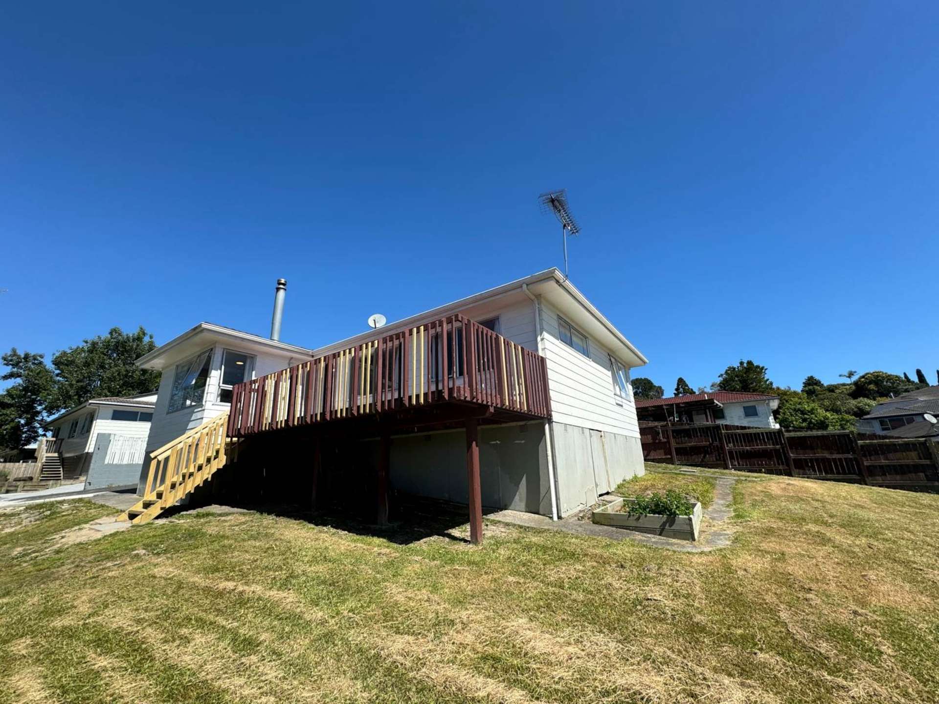 53 Gallony Avenue Massey Waitakere City Houses for Rent One Roof