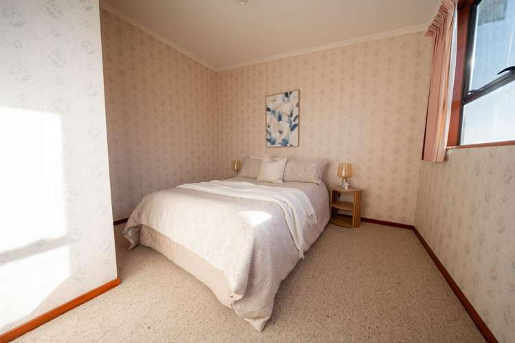42 & 44 Bungalow Hill Road Colac Bay_11
