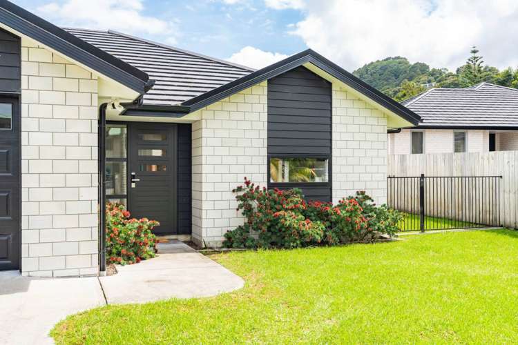 4 May Grove Lane Tamaterau_2