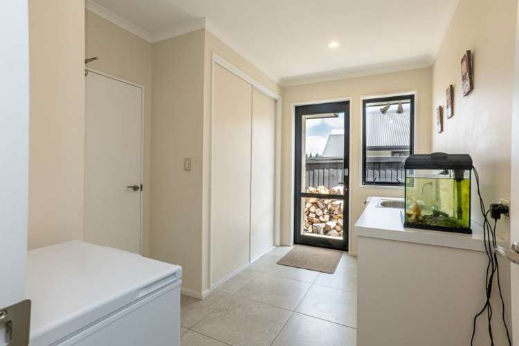 7 Coutts Lane West Melton_13