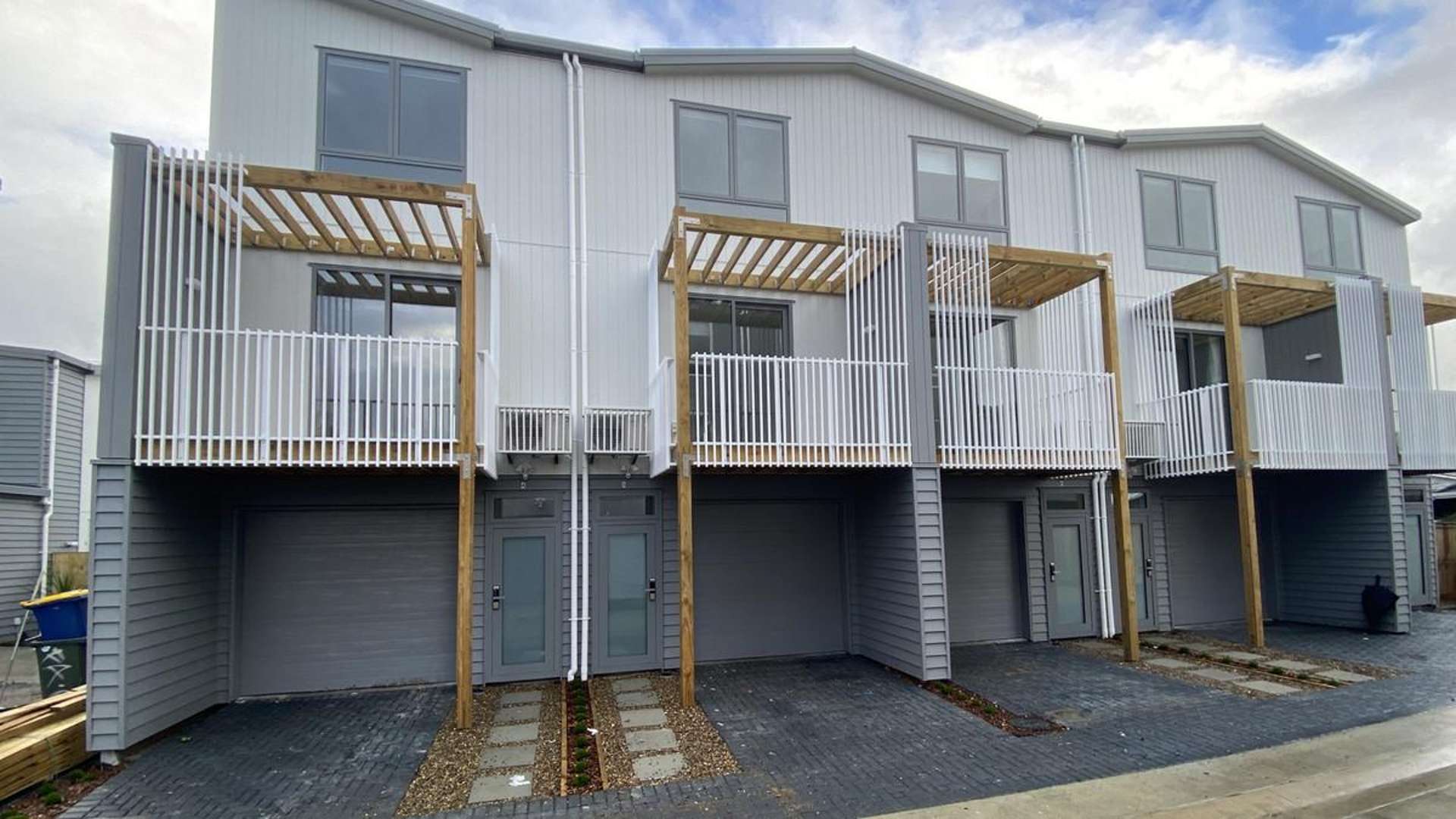 5/2 Moor Avenue Te Atatu Peninsula_0