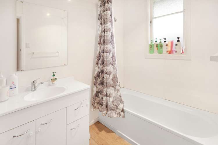 136 Masters Avenue Silverdale_12