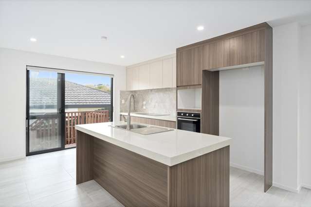 18/106 Triangle Road Massey_1