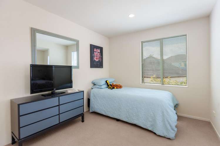 280 Alec Craig Way Gulf Harbour_24