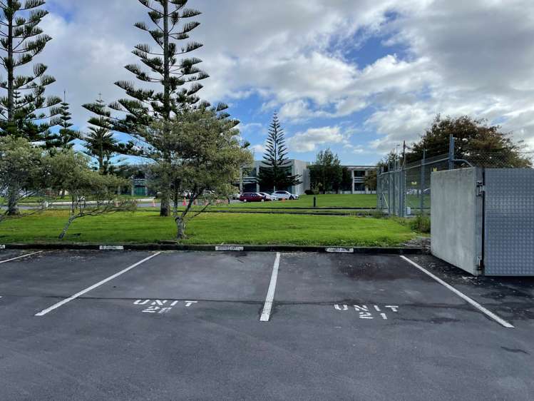 21/13 Laidlaw Way East Tamaki_11