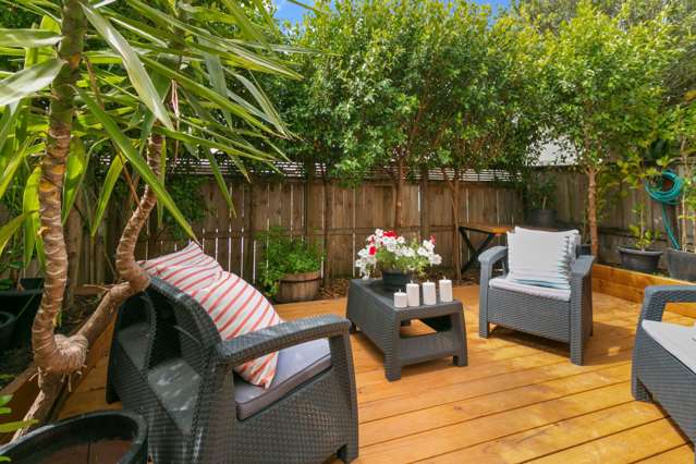 53/21 Hunters Park Drive Three Kings_2