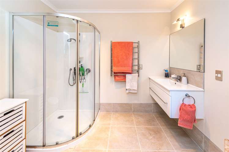 25 Dickens Lane Otamatea_14