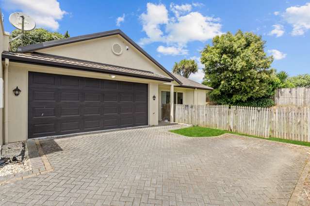 The Perfect Blend of Privacy, Space & Convenience!