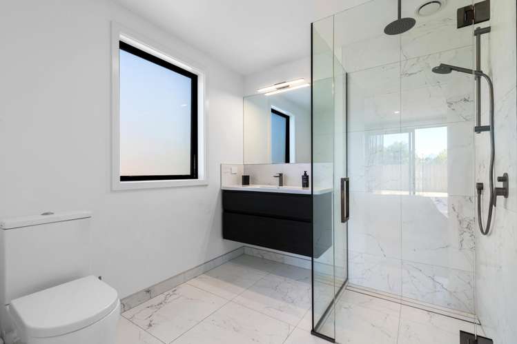 9 Old Dairy Close Glenorchy_17