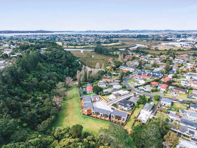 8-10 Lowtherhurst Road Massey_2