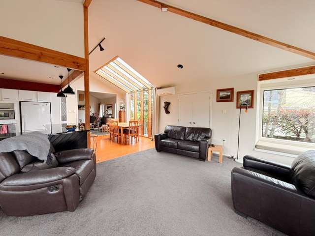 54 Hinekura Avenue 11210_2