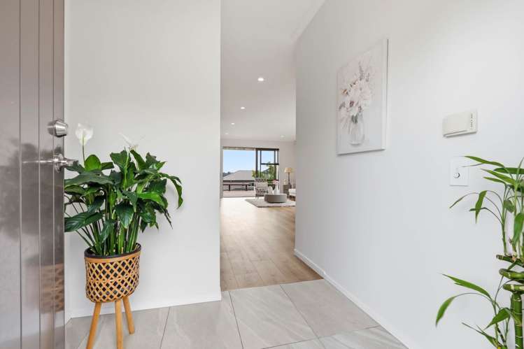 30 Mackay Drive Greenhithe_21