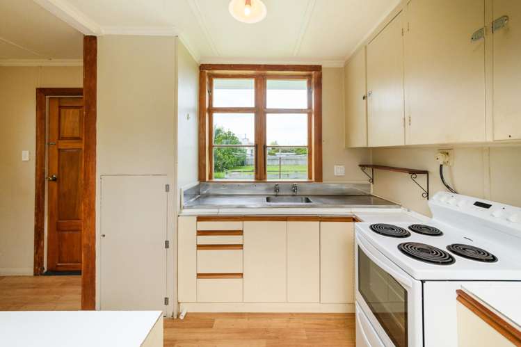 24 Main Street Marton_21