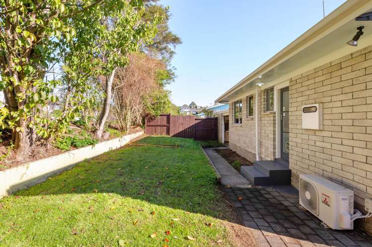 20a Fiona Place Dinsdale_15