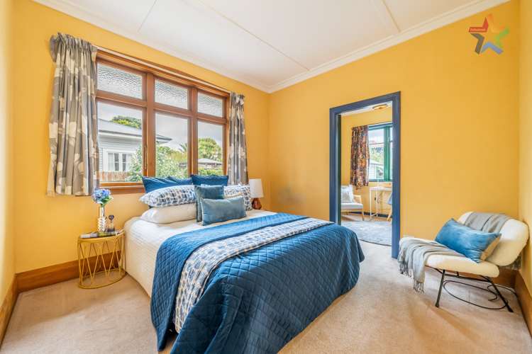 30 Ludlam Crescent Woburn_13