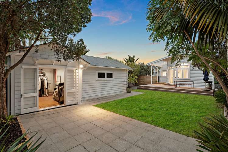 28 Buxton Street Point Chevalier_1