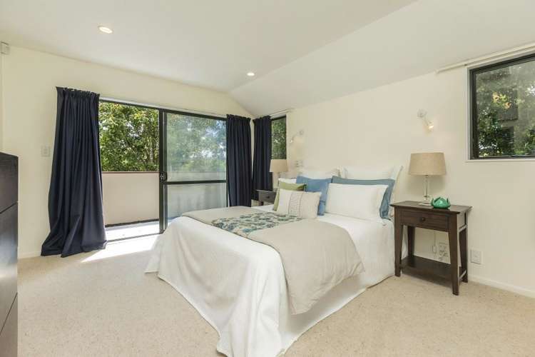 1/69 Waiatarua Road Remuera_13