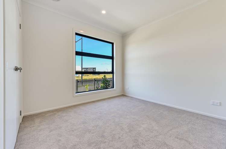 33 Overton Street Rototuna North_17