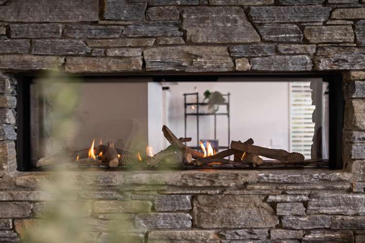 1 Goldleaf Hill Queenstown_39