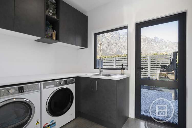 9 Falconer Rise Jacks Point_19