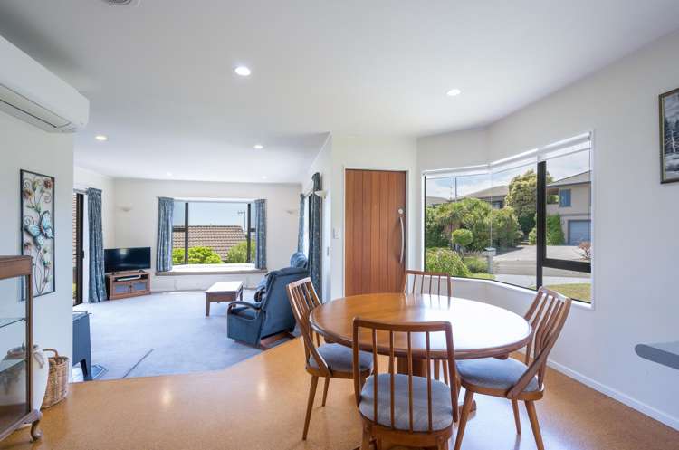 17 Blair Terrace Richmond_6