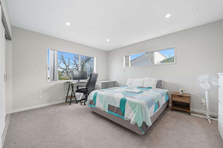 32B Tirimoana Road Te Atatu South_7