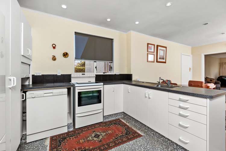 70 Park Road Carterton_3