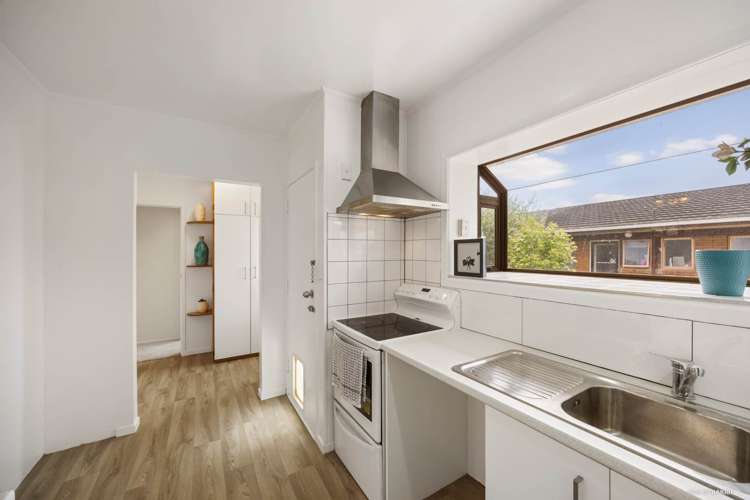 38A Whiteacres Drive Sunnyhills_17