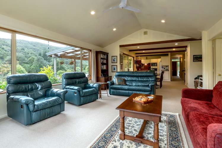 1789 State Highway 2 Kaitoke_12