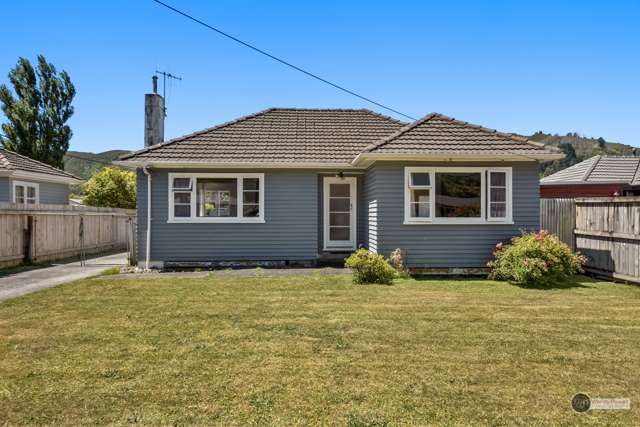 25 Dover Road Wainuiomata_1