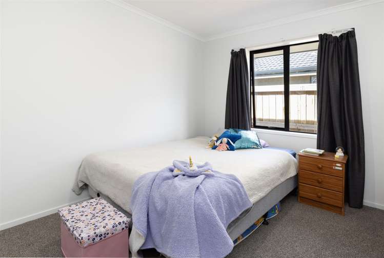 10 Caproni Road Burleigh_9