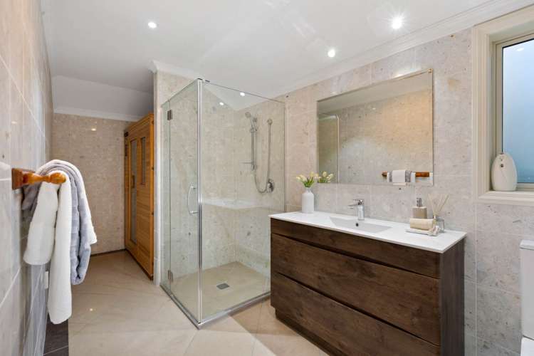 8 Normans Hill Road Onehunga_11